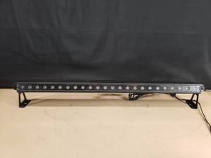 lot 59 image: Chauvet DJ Colorband RGB (RedBlueGreen) Linear Wash Light