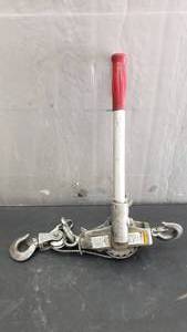 lot 38 image: Little Mule 1000lb Linemans Cable PullerRatcheting Hoist, Model 434WNA
