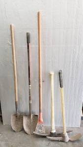 lot 44 image: Lot of 5 Digging Tools