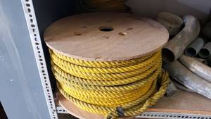 lot 60 image: Extra Large Spool of 1 Nylon Rope.  300 Feet.