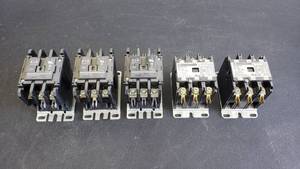 lot 76 image: Lot of 5 3-Pole Definite Purpose Contactors