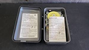 lot 77 image: NEW Intermatic t101R 24-Hour Mechanical Timer Switch