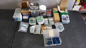 lot 90 image: Large Quantity of Misc Fastners & Anchors