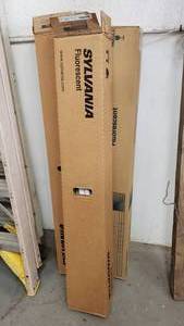 lot 116 image: 3 Boxes of T8 Florescent Tube Bulbs