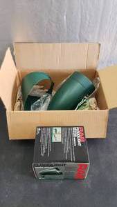 lot 133 image: Lot of 2 Green Outdoor Floodlights