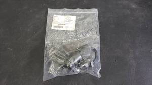lot 204 image: Trailer Plug Adapter.  Flat 4 to 7-Way Blade
