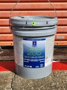 lot 21 image: SHERWIN WILLIAMS PROMAR 200 PAINT 5 GAL - COLOR DESCRIPTION IN PICTURE 4