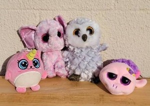 lot 45 image: LOT OF PLUSH ANIMALS - MOSTLY TY