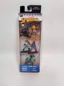 lot 82 image: MARVEL SPIDER-MAN NANO METALFIGS