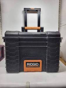 lot 4 image: RIDGID 22 PRO GEAR CART TOOL BOX $$