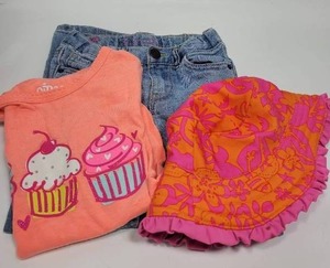 lot 126 image: CUTE BABYTODDLER CLOTHES&nbsp