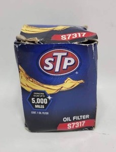 lot 188 image: STP S7317 OIL FILTER NEW