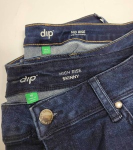 lot 200 image: 2 PAIRS OF DIP JEANS SIZE16