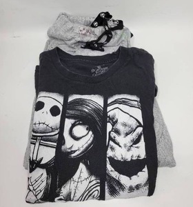 lot 218 image: NIGHTMARE BEFORE CHRISTMAS KNIT PANTS SIZE L AND SHIRT SIZE