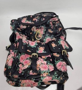 lot 229 image: PRETTY FEAUX LEATHER ROSE PRINT BACKPACK