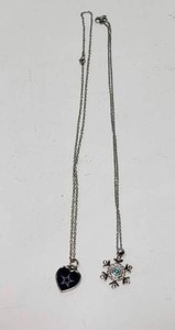 lot 231 image: DALLAS COWBOYS NECKLACE AND SNOWFLAKE NECKLACE
