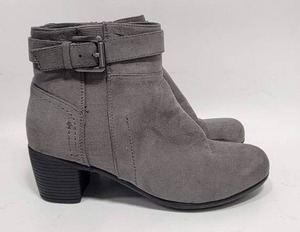lot 239 image: KHOLS WOMENS BOOTS SIZE 7