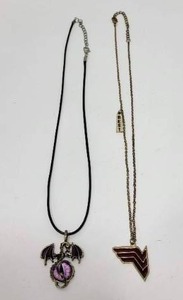 lot 259 image: 2 NECKLACES