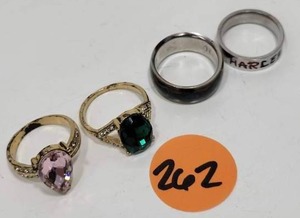 lot 262 image: LOT OF VARIOUS RINGS