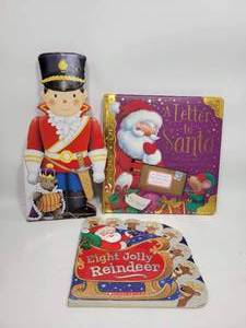 lot 268 image: LOT OF KIDS CHRISTMAS BOOKS (4)