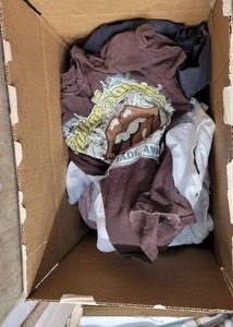 lot 240 image: BOX OF MISC CLOTHING