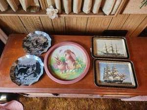 lot 259 image: Selection of metal trays