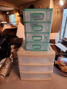 lot 267 image: Set of 2 plastic drawered containers