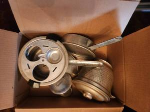 lot 266 image: Box of aluminum pots and pans