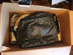 lot 261 image: Box of several purses