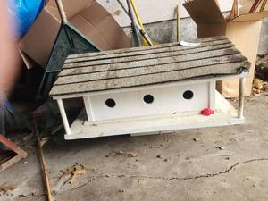 lot 197 image: Large Birdhouse