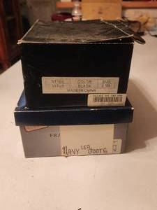 lot 185 image: Selection of 2 pairs of shoes - size 6.5 or 7