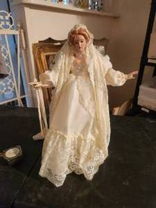 lot 97 image: Vintage collectible doll