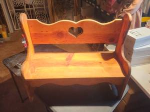 lot 49 image: Wood church pew type bench - 22high and 27 long