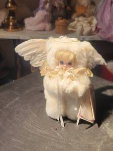 lot 39 image: Baby Cuddle-Kins doll