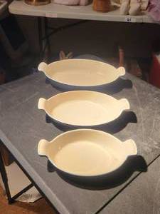lot 37 image: Technique porcelain enamel cookware
