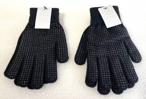 lot 196 image: Lot of 2 - New With Tags West Loop Womans One Size Fits Most Black Gripper Gloves, Model#826701 - As Shown