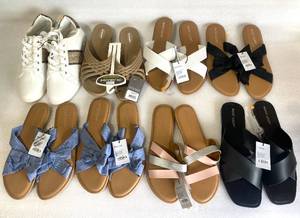 lot 304 image: Lot of 8 - New Womens Footwear - Large 910 - As Shown