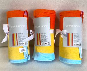 lot 305 image: Lot Of 3 - New With Tags WestLoop Beach Towel 32 x 62, Model#792010 - As Shown - Total Retail $45