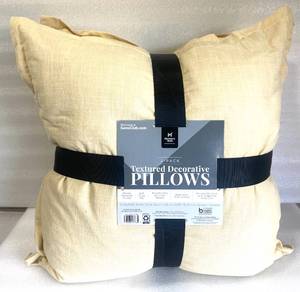 lot 314 image: Lot of 2 - New With Tags Members Mark 22 x 22 Yellow Woven Textured Design Decorative Pillows With Soft Plush Fill - As Shown