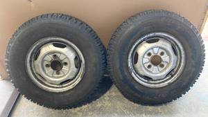 lot 319 image: Lot Of 2 - Sears Road Handler  Ice & Snow Radial Tires & Rims P18580R13 - In Condition As Shown