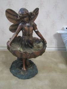 lot 11 image: outdoor fairy yard art 18 tall