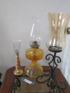 lot 41 image: 20 tall candle stand- 11 candle stand 18 tall oil lamp