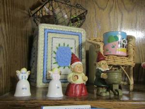 lot 62 image: Jane Jerry angel bells - garden Gnome dcor - butterfly light and more