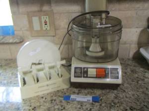 lot 96 image: general electric food processor