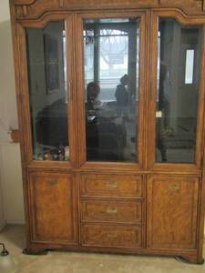 lot 16 image: HUTCH 1 piece 3 tier 2 doors on top- 2 doors on bottom  3 Drawers  785417