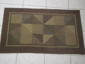 lot 144 image: palazzo brown grand legacy entry rug 22x3ft