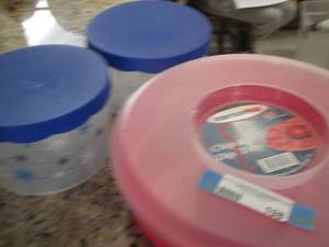 lot 198 image: 2 covered snowflake Tupperware bowls- 1 pink Tupperware bowl - filtered water pitcher