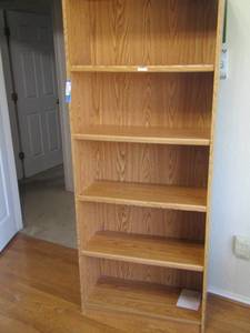 lot 210 image: 71x29x12 5 tier book shelf