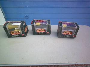 lot 39 image: 3- DADS CAB- Novelty Light Up Cab Meter For Dads Car, Needs Batteries, Untested