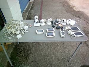 lot 49 image: Mixed Lot Of Cameras And Chargers, Untested